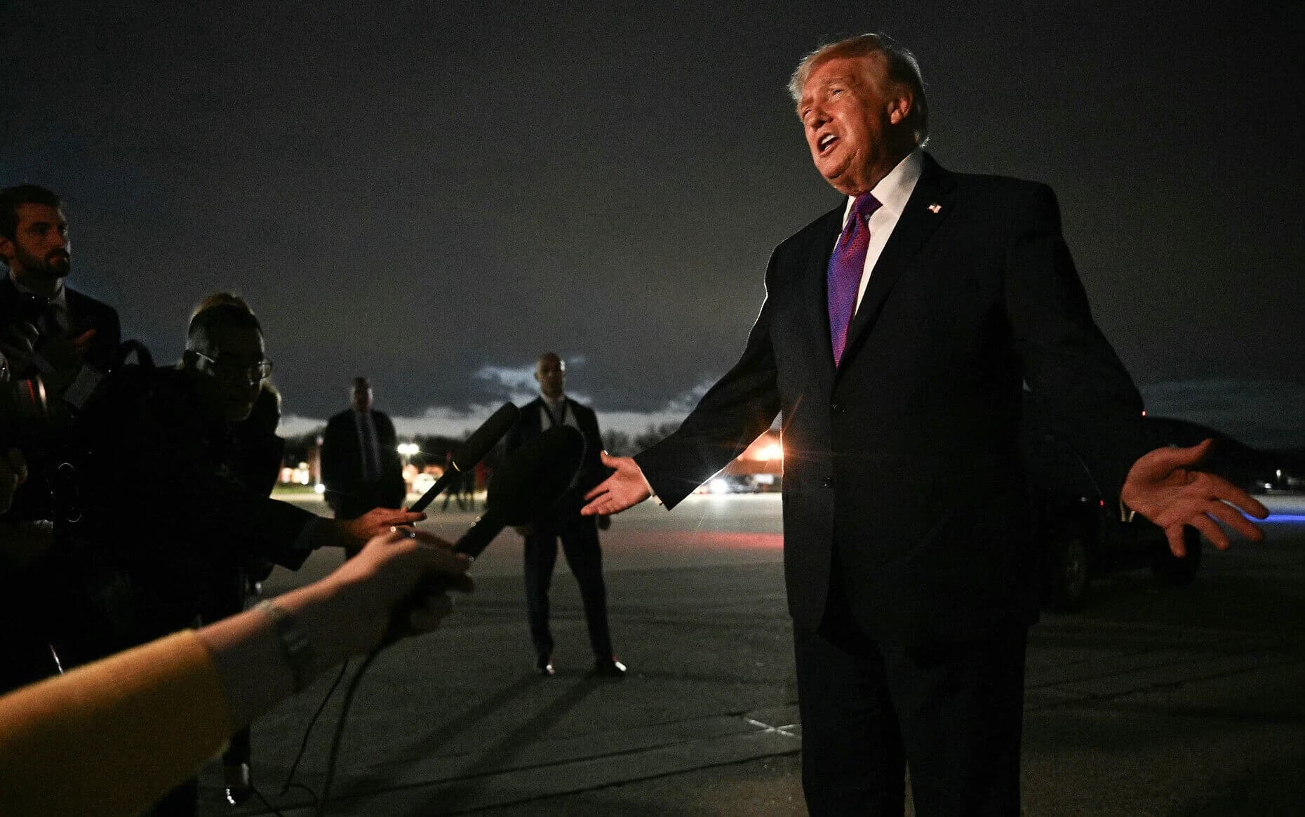 L'Empire américain exige l'aide pour ses guerres coloniales