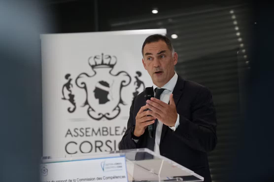 Simeoni abandonne la Corse pour reconquérir Bastia